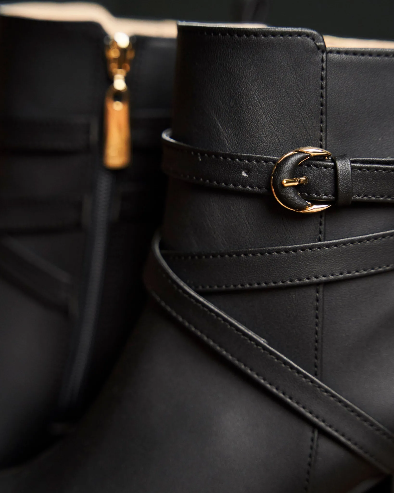 Minuit sur Terre Heeled Boots<Intrigue Noir