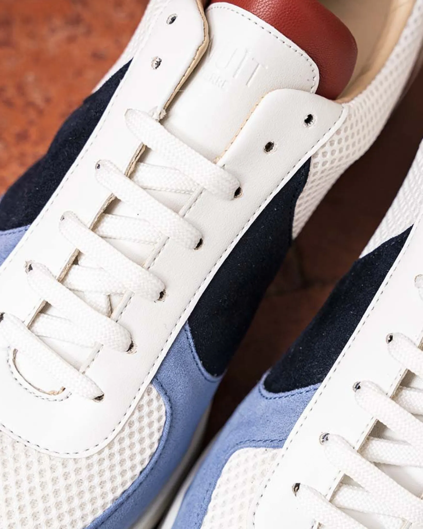 Minuit sur Terre Shoes<Orient Bleu Brique