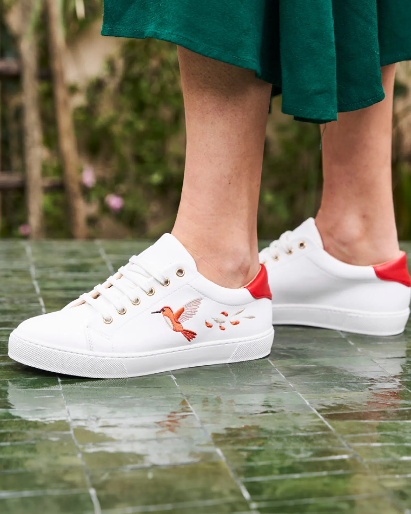 Minuit sur Terre Sneakers<Virevolte Colibri Rouge