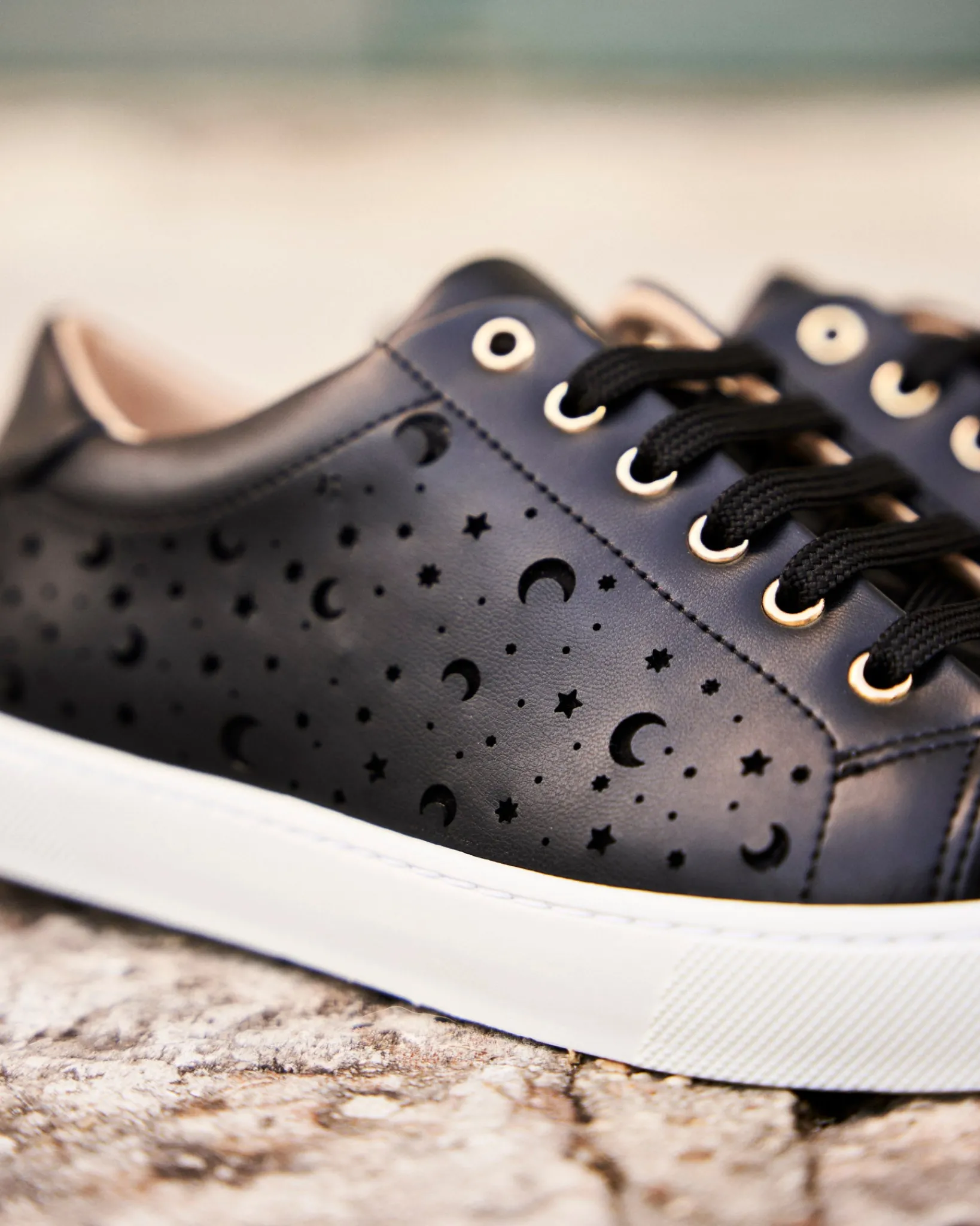 Minuit sur Terre Sneakers<Virevolte Constellations