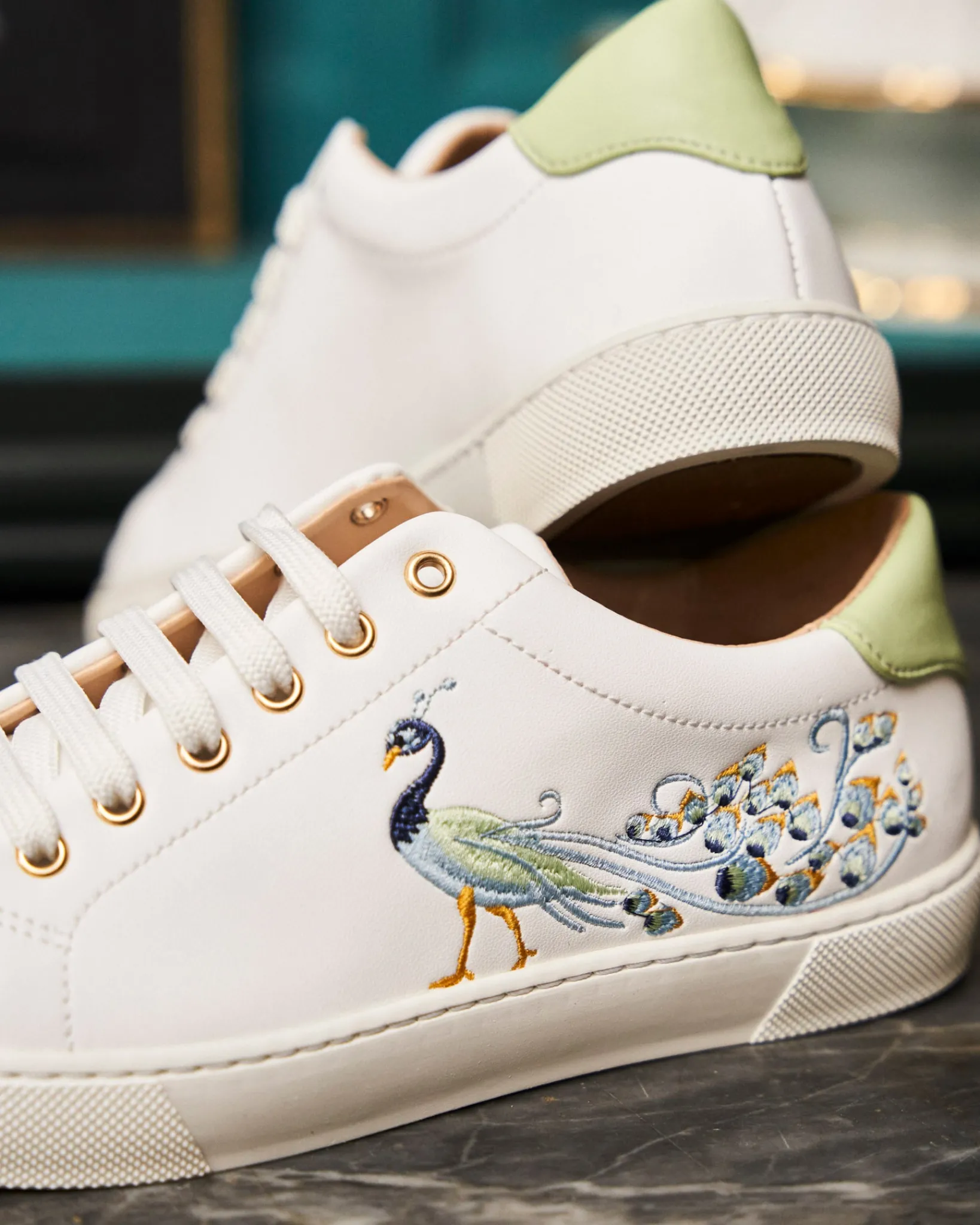 Minuit sur Terre Sneakers<Virevolte Paon